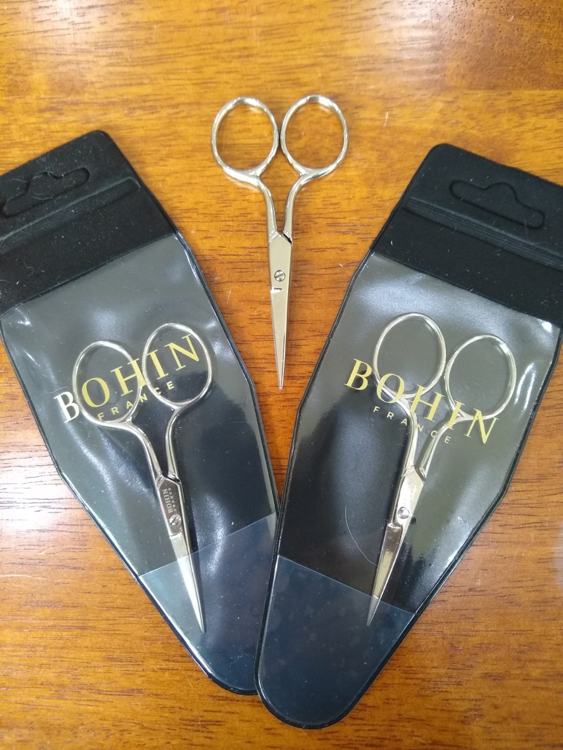 Forbici Ricamare App Touch Rosso 9CM Custodia